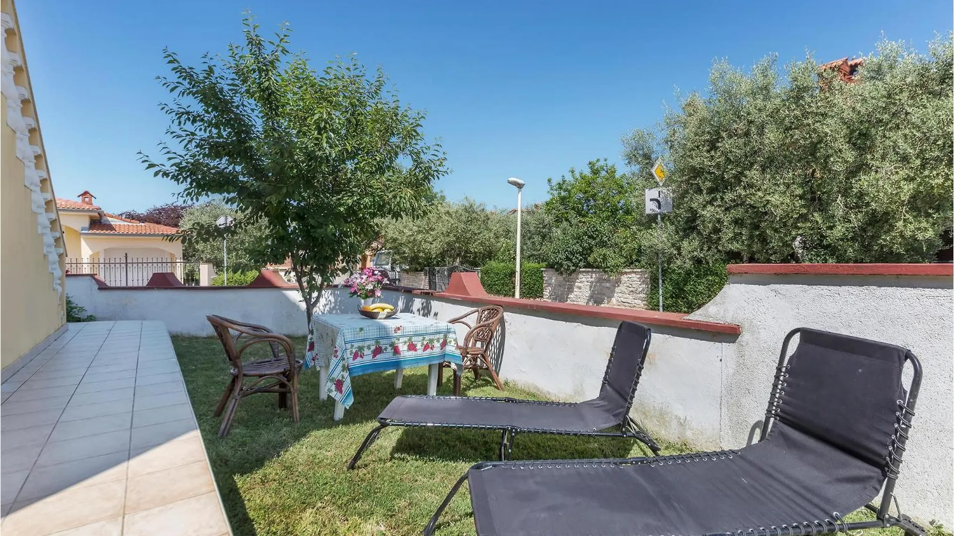Awesome Apartment In Pula With Wifi Valdebek